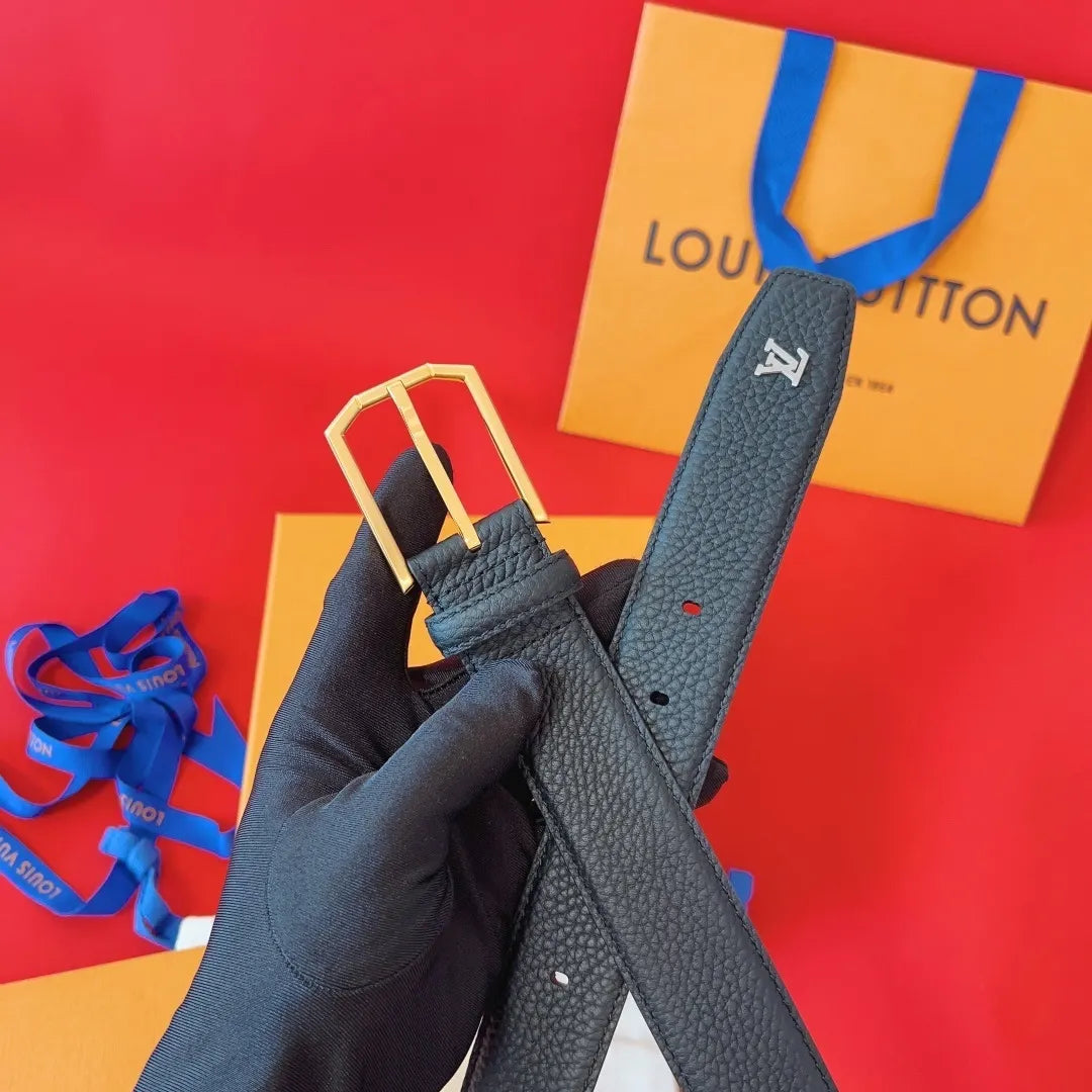 Louis Vuitton Pebbled Leather Belt