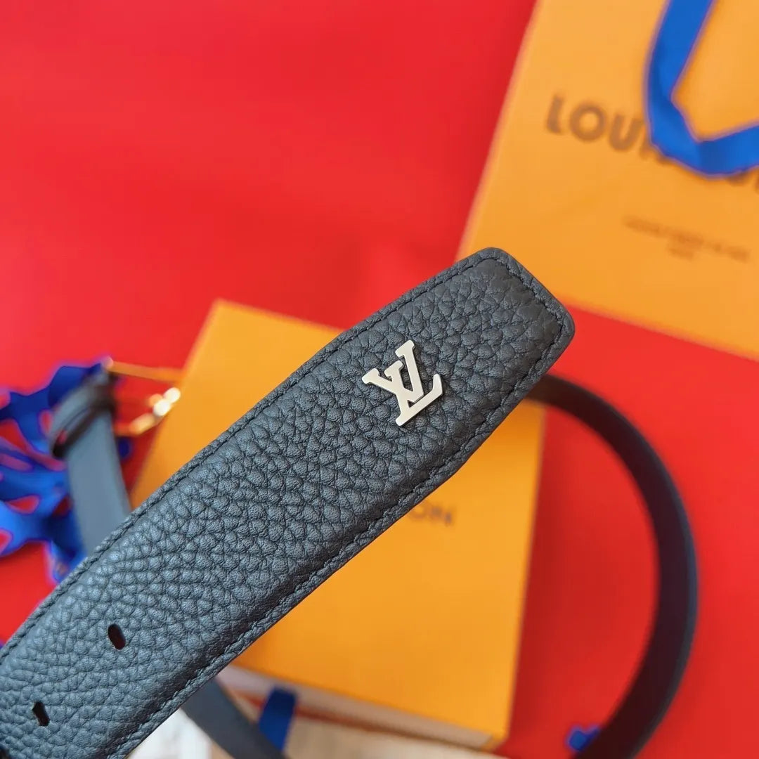 Louis Vuitton Pebbled Leather Belt - Hình 8