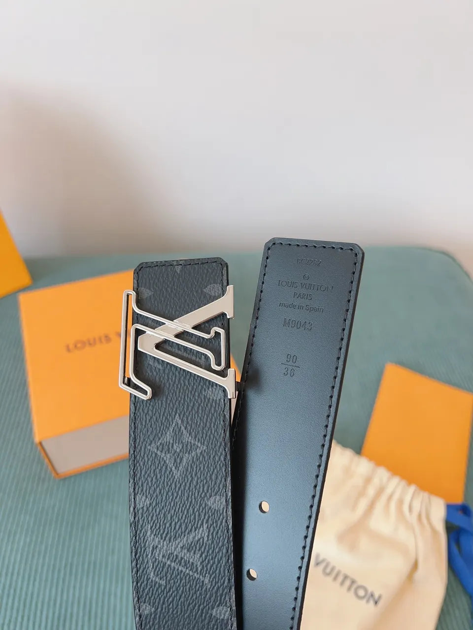 Louis Vuitton Shadow Gray Belt - Hình 4