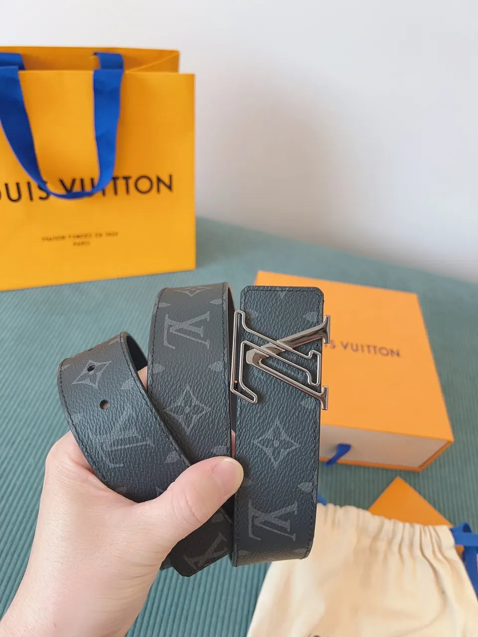 coated Louis Vuitton Black Monogram Belt - Hình 2