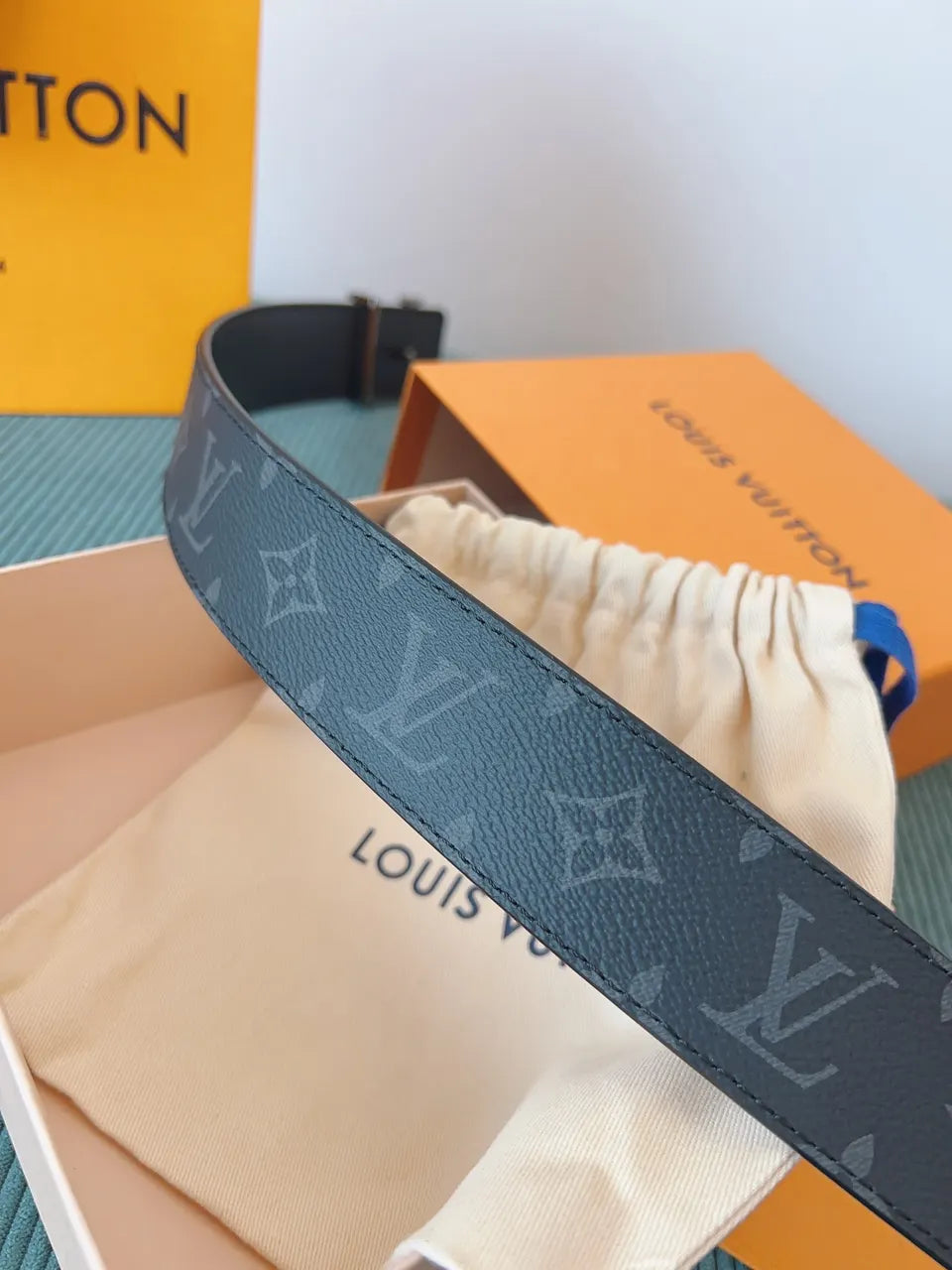 coated Louis Vuitton Black Monogram Belt - Hình 5