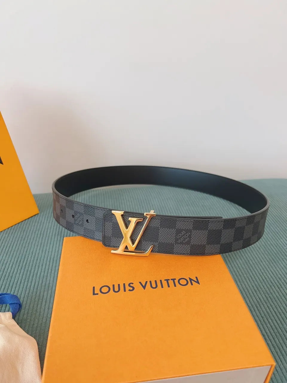Louis Vuitton Damier Graphite Belt gold lv