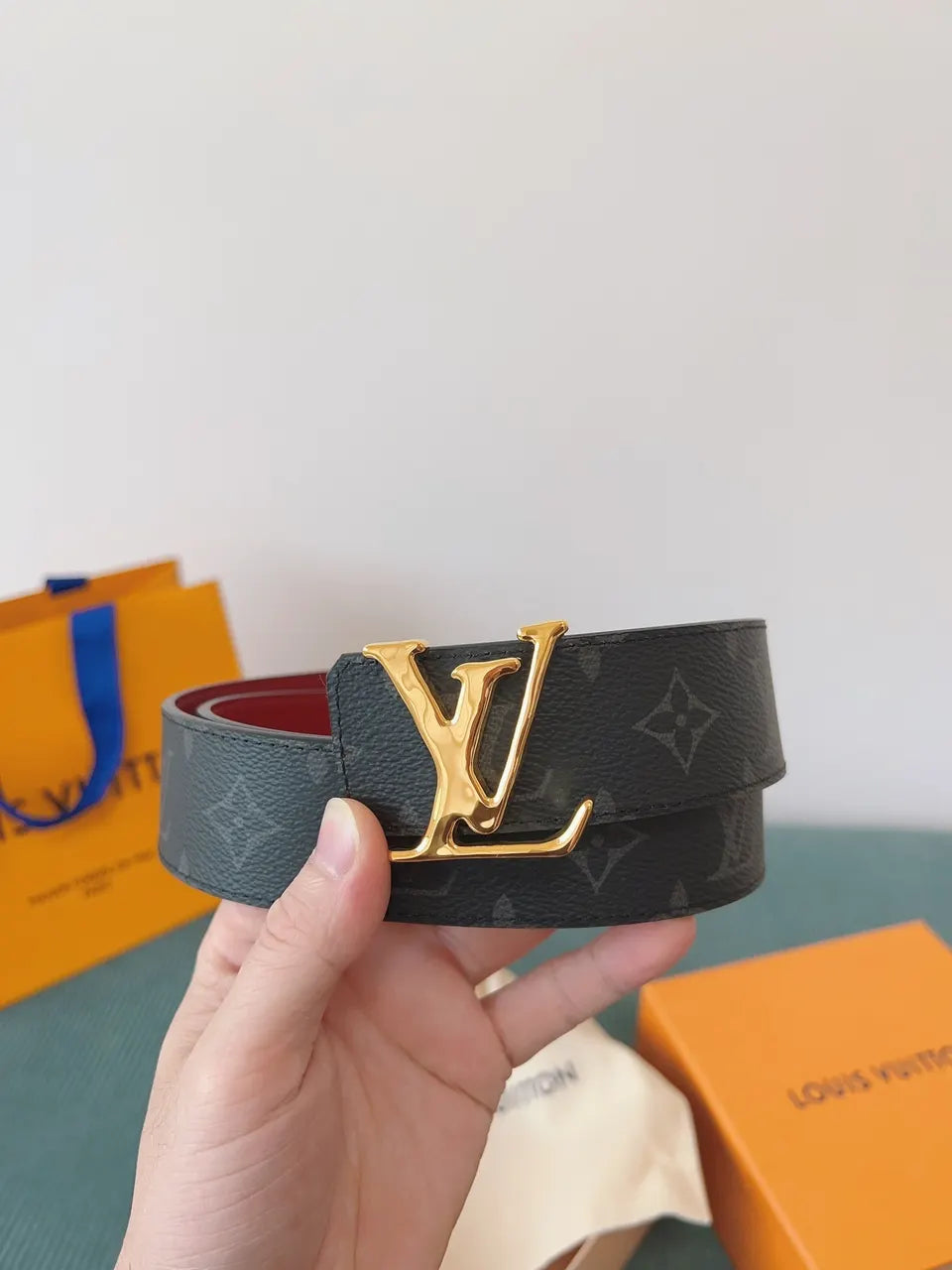 Louis Vuitton Red Reversible Belt - Hình 5