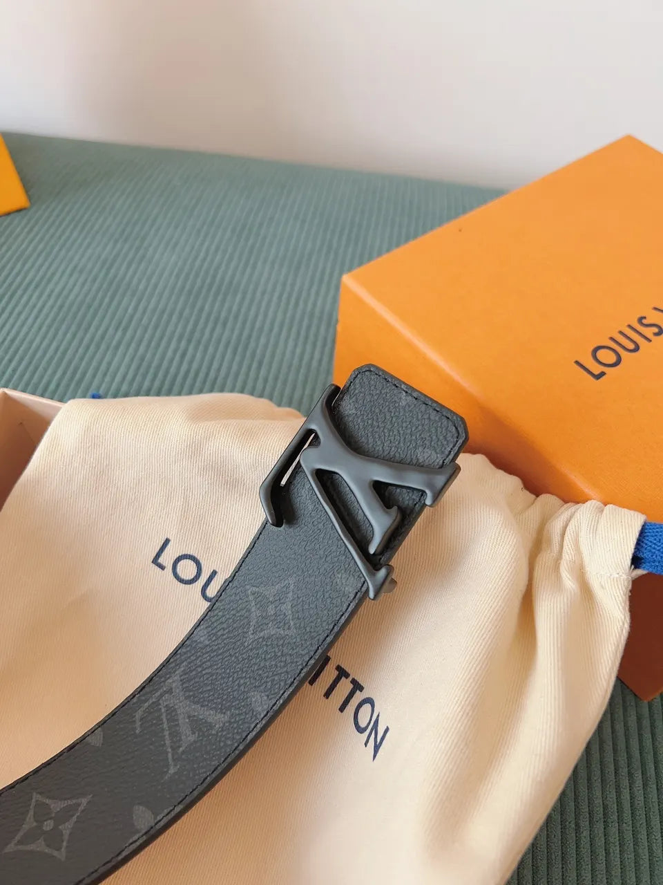 LV Monogram Shadow Dark Grey Belt - Hình 6