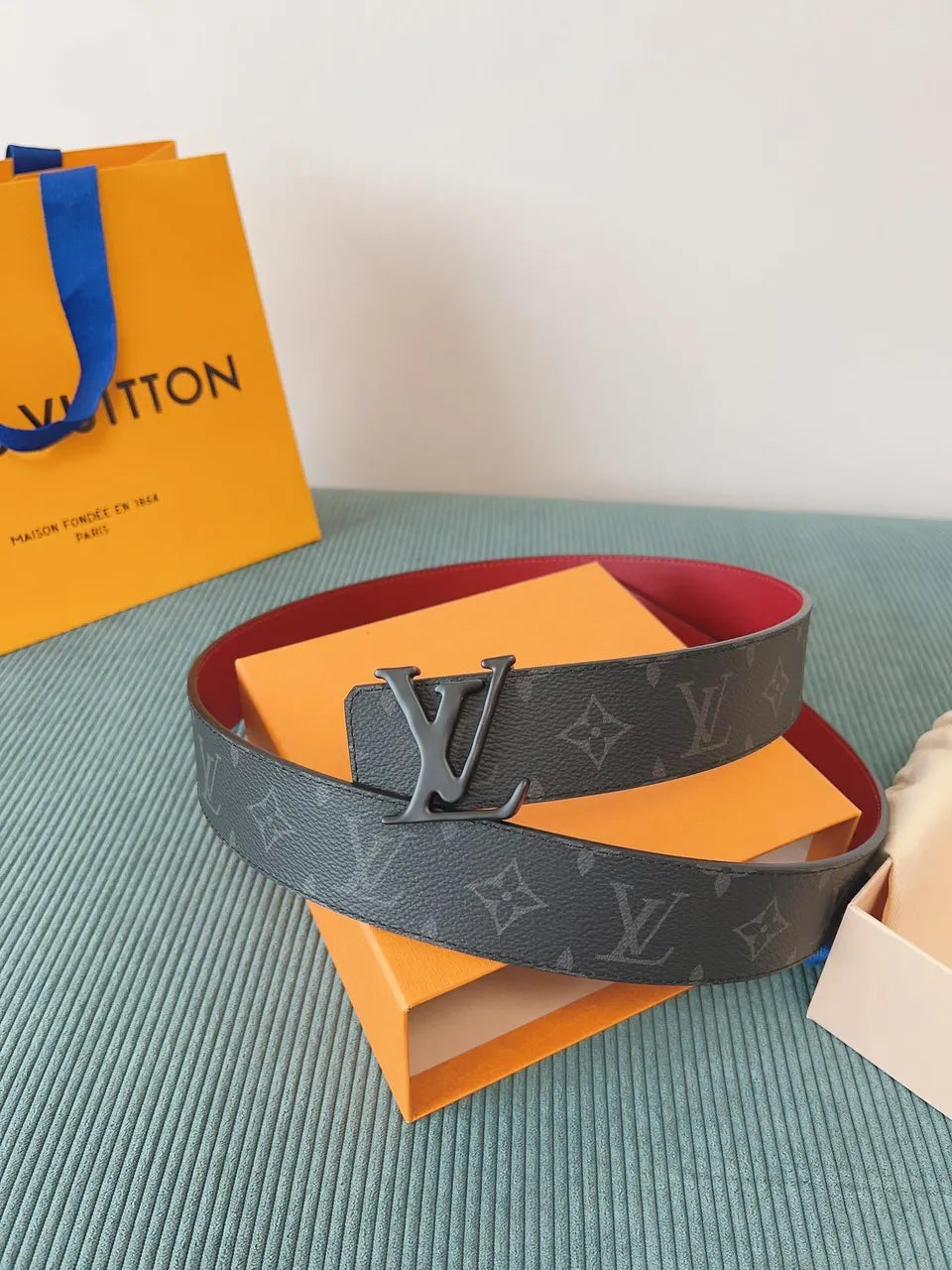 LV Monogram Shadow Dark Grey Belt - Hình 9