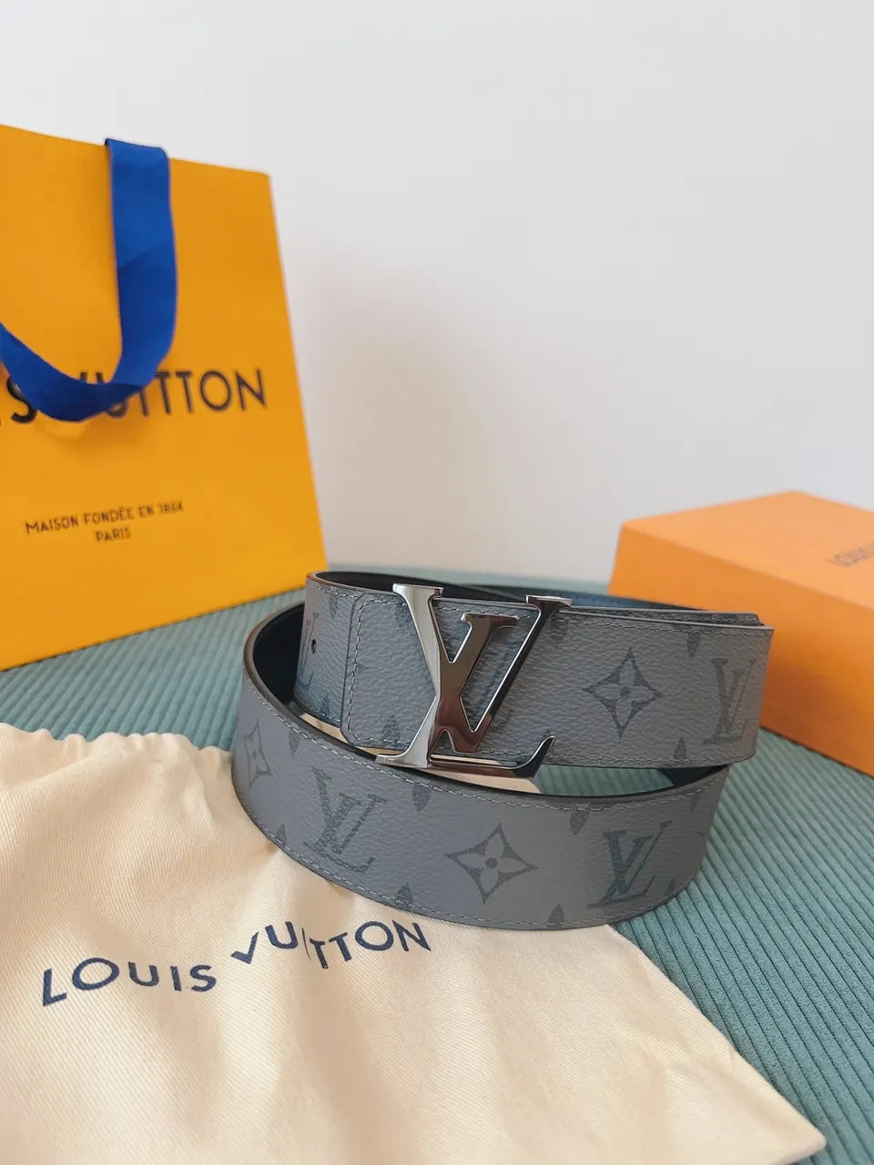 silver Louis Vuitton Grey Monogram Belt - Hình 2