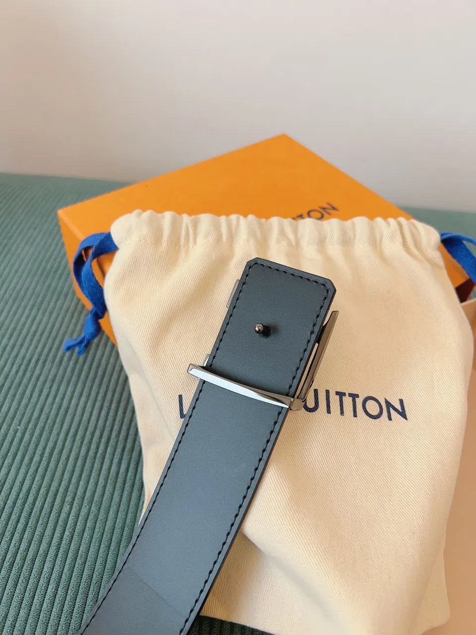 silver Louis Vuitton Grey Monogram Belt - Hình 4
