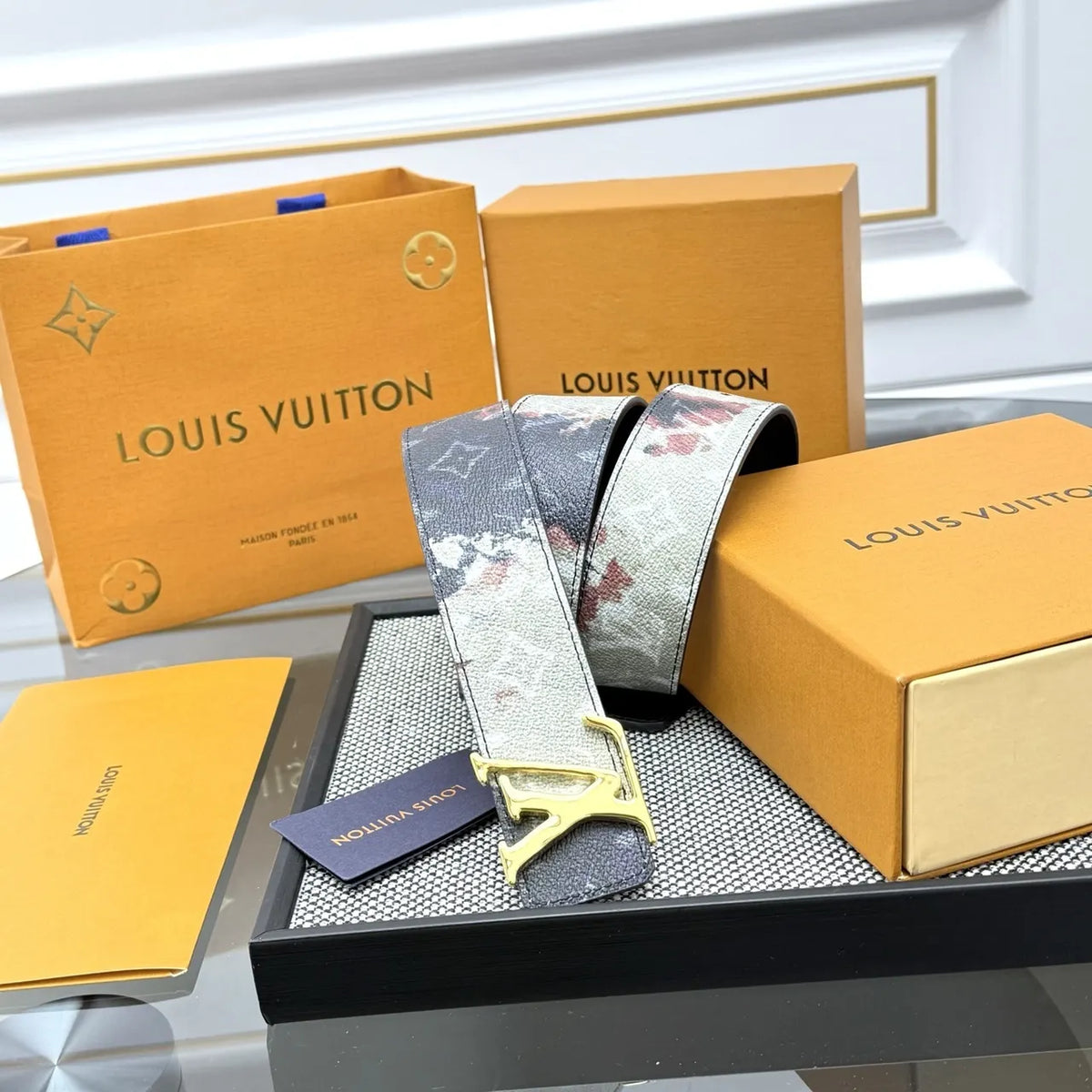 Louis Vuitton Watercolor Monogram Belt gold - Hình 5