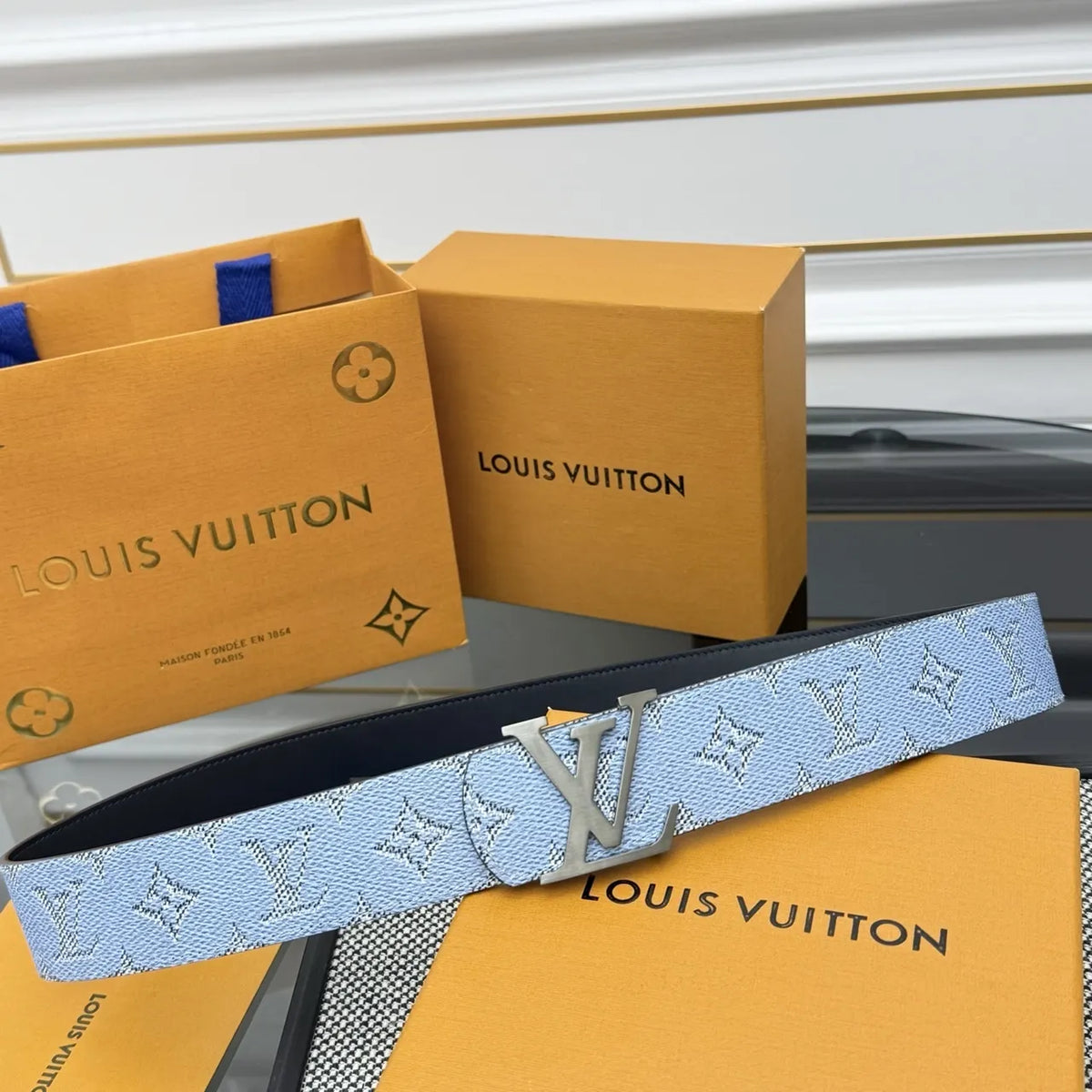 Louis Vuitton Light Blue Monogram Belt - Hình 4