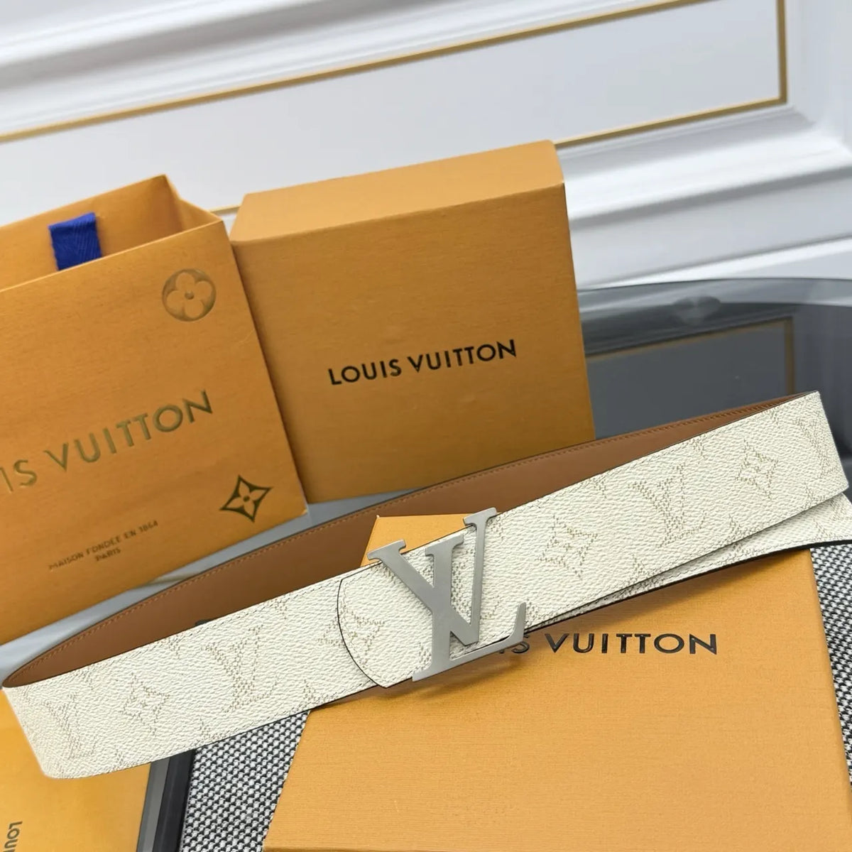Louis Vuitton Off-White Monogram Belt - Hình 4