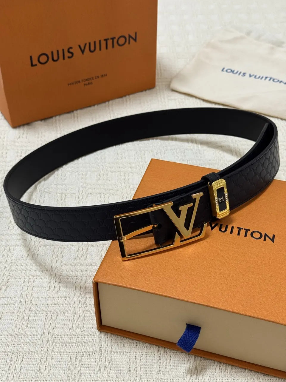 Louis Vuitton Black Hexagon Belt - Hình 4