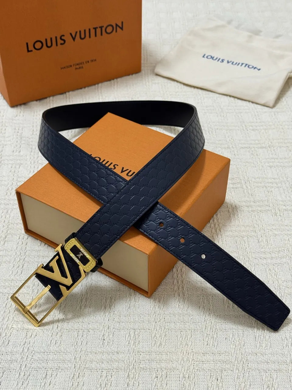 Louis Vuitton Black Hexagon Belt - Hình 5