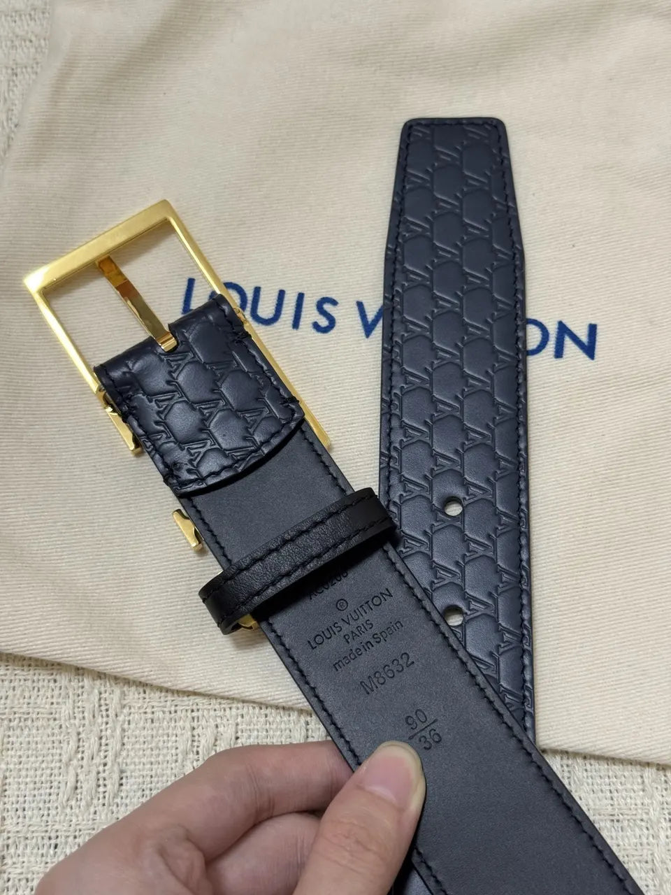 Louis Vuitton Black Hexagon Belt - Hình 8