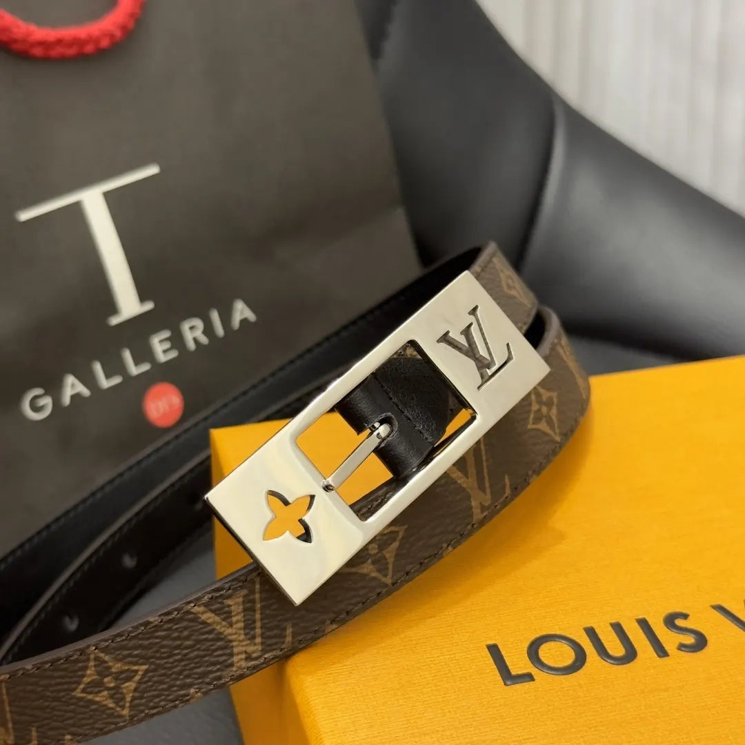 duo Louis Vuitton Reversible Belt - Hình 2