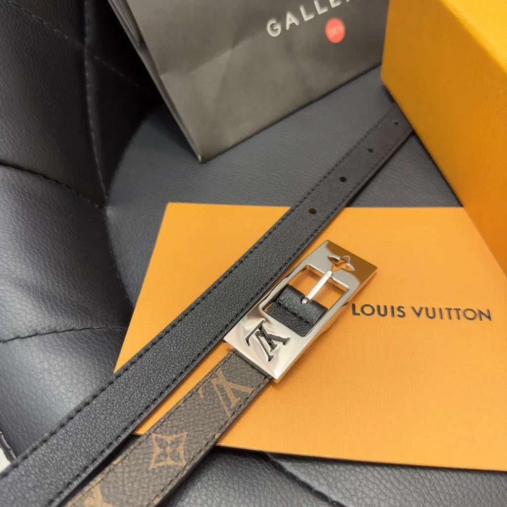 duo Louis Vuitton Reversible Belt - Hình 4