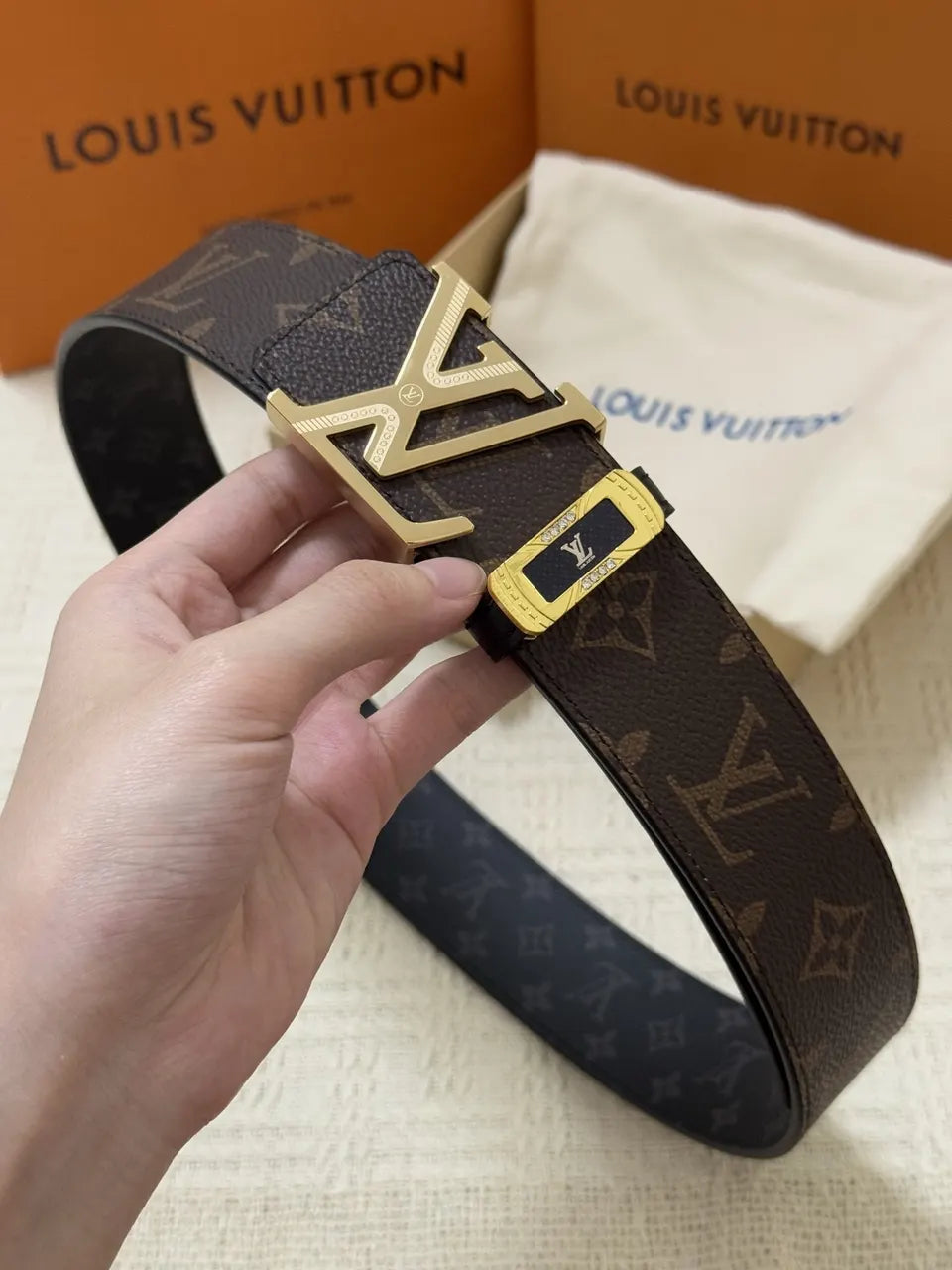 Louis Vuitton Monogram LV Initiales Belt - Hình 2