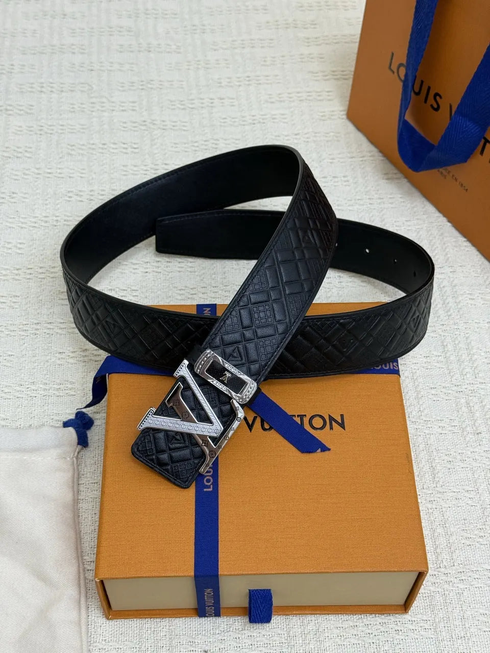 Louis Vuitton Quilted Leather Belt - Hình 3