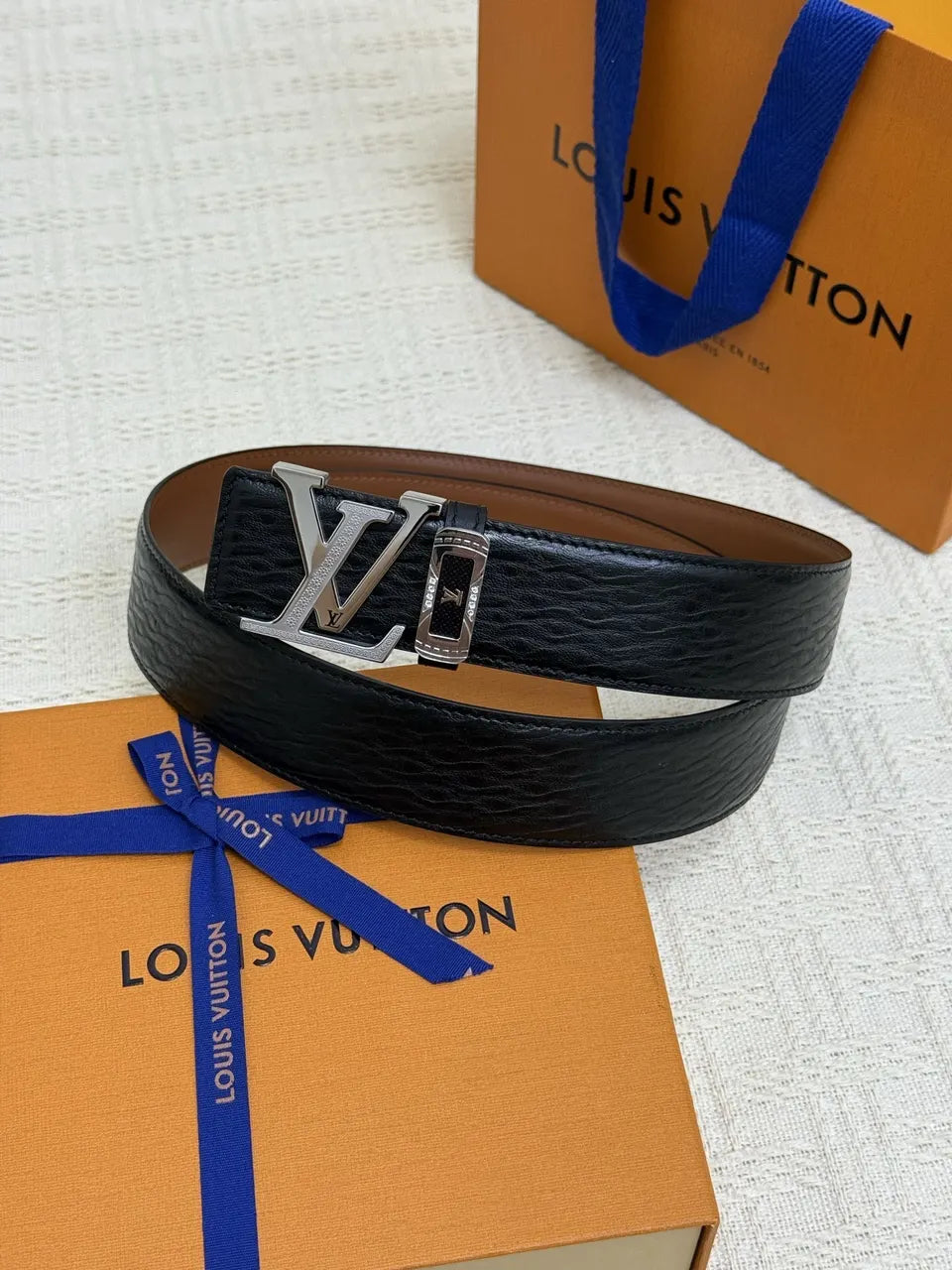 silver lv Louis Vuitton Black Taurillon Leather Belt