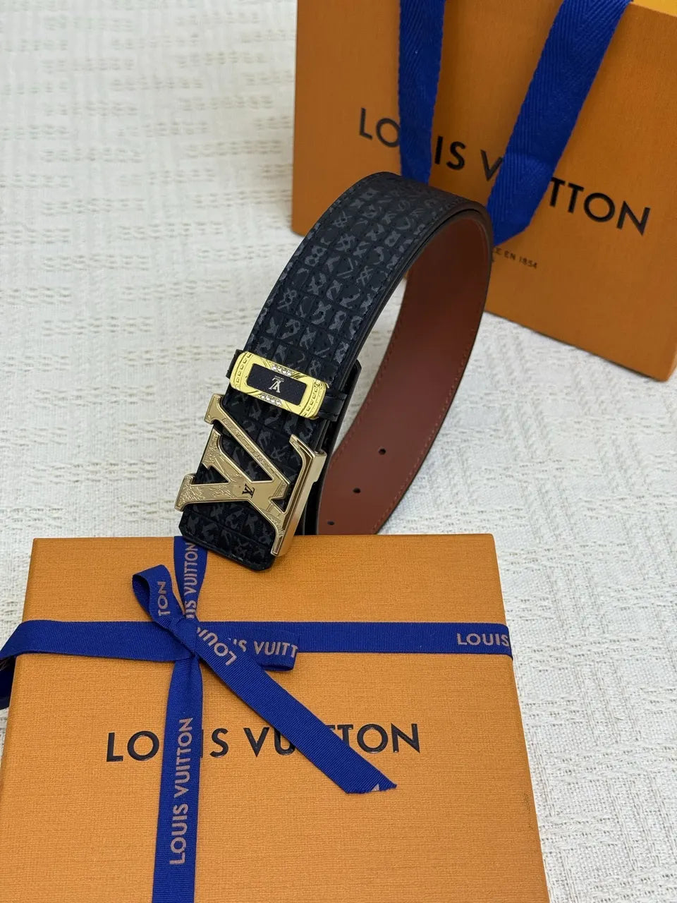 Louis Vuitton Embossed Belt black silver - Hình 9