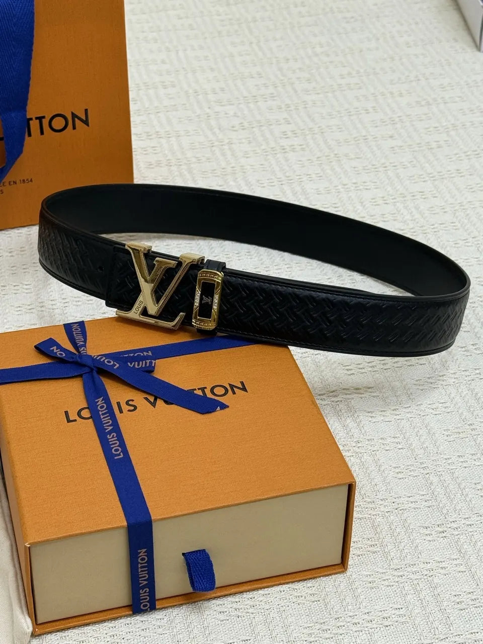 Louis Vuitton Woven Black Leather Belt - Hình 7