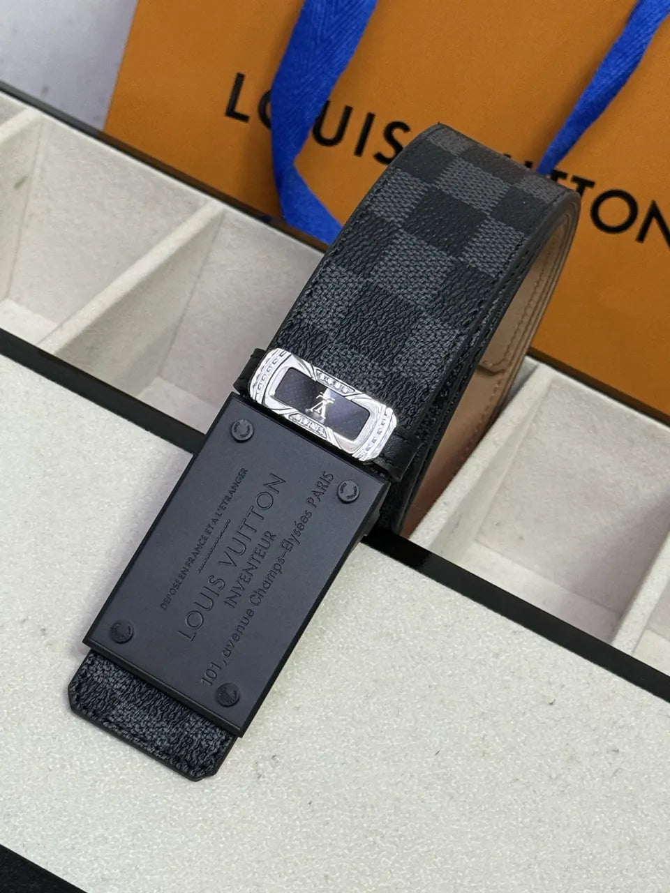 Louis Vuitton Crystal Buckle Belt - Hình 3