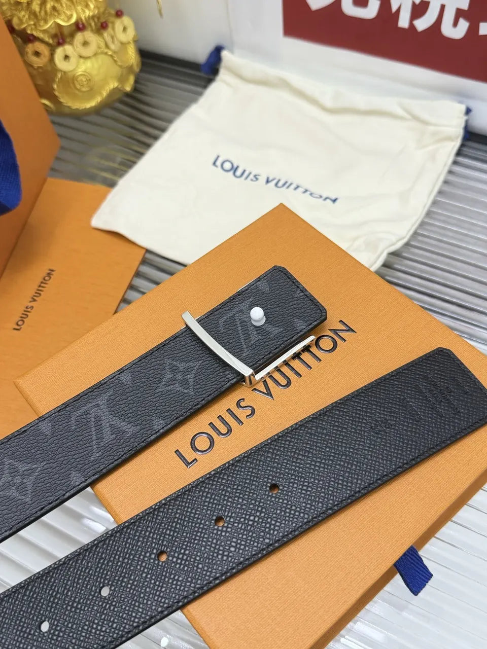 Louis Vuitton Silver Buckle Black Leather Belt