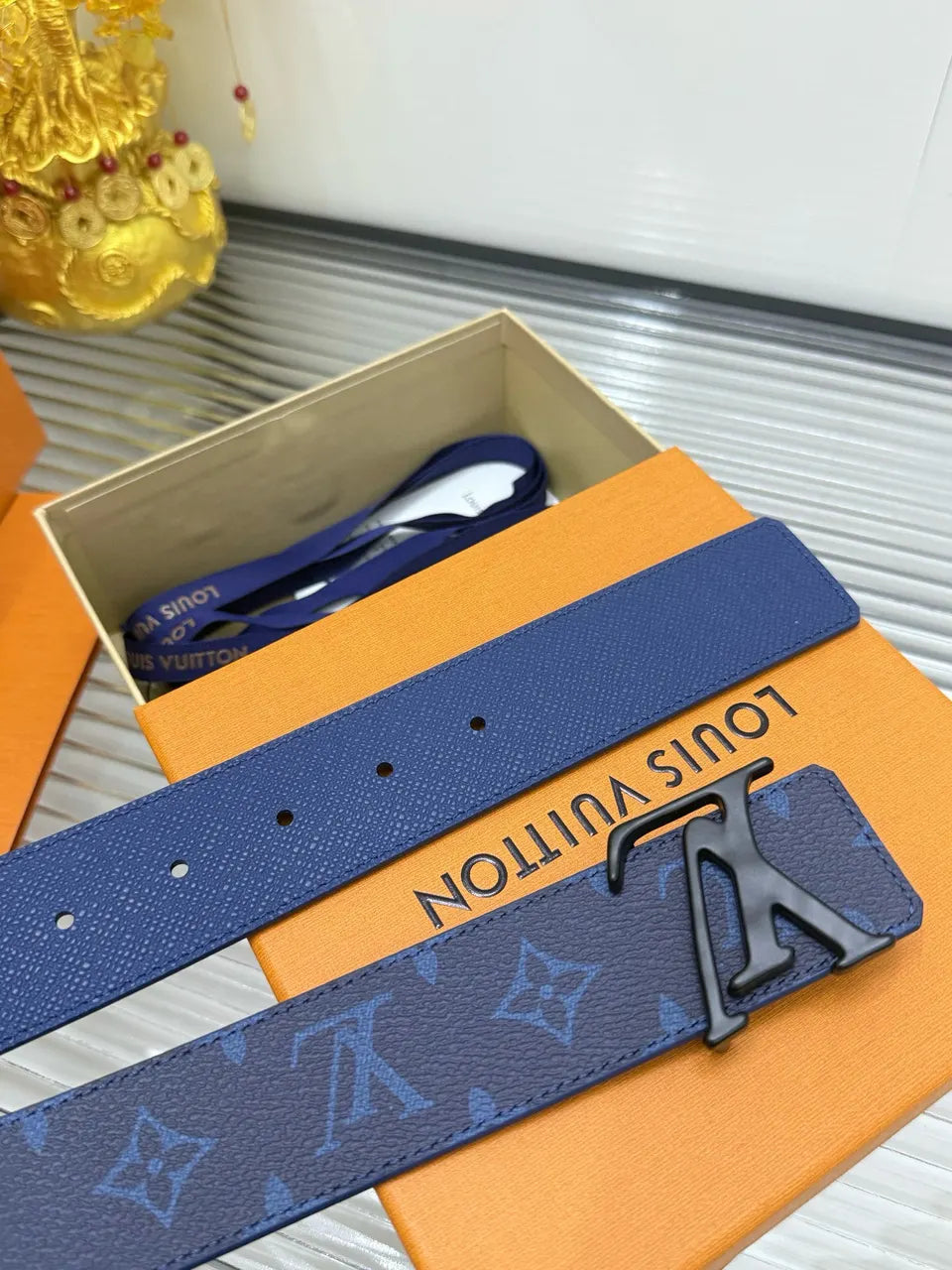 monogram Louis Vuitton Navy Belt - Hình 5