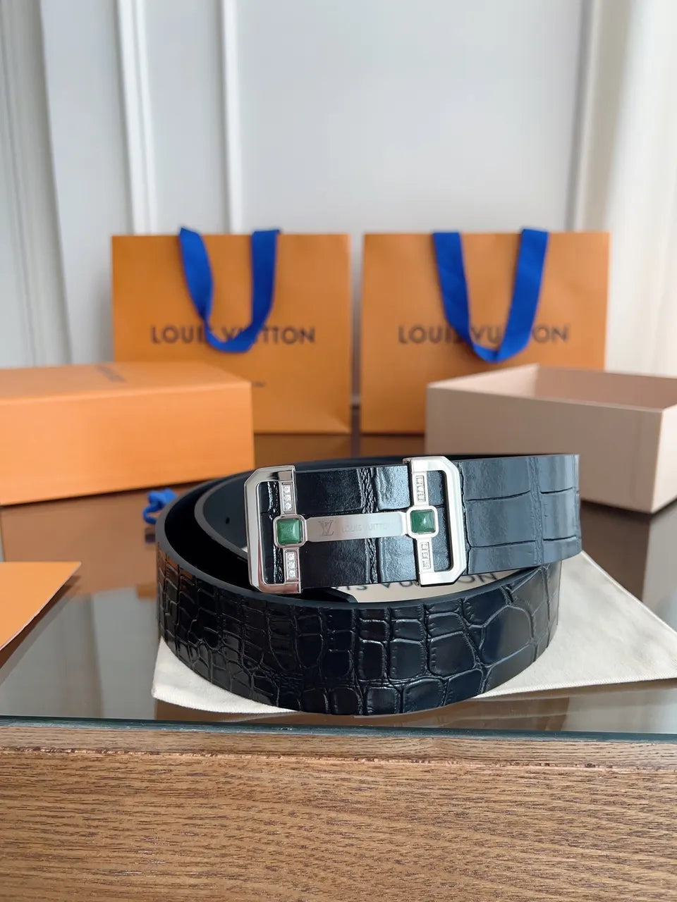 Louis Vuitton Black Alligator Belt - Hình 9