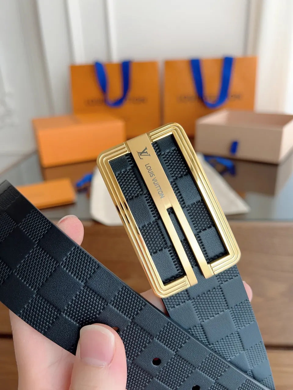 gold Louis Vuitton Damier Infini Black Belt - Hình 4
