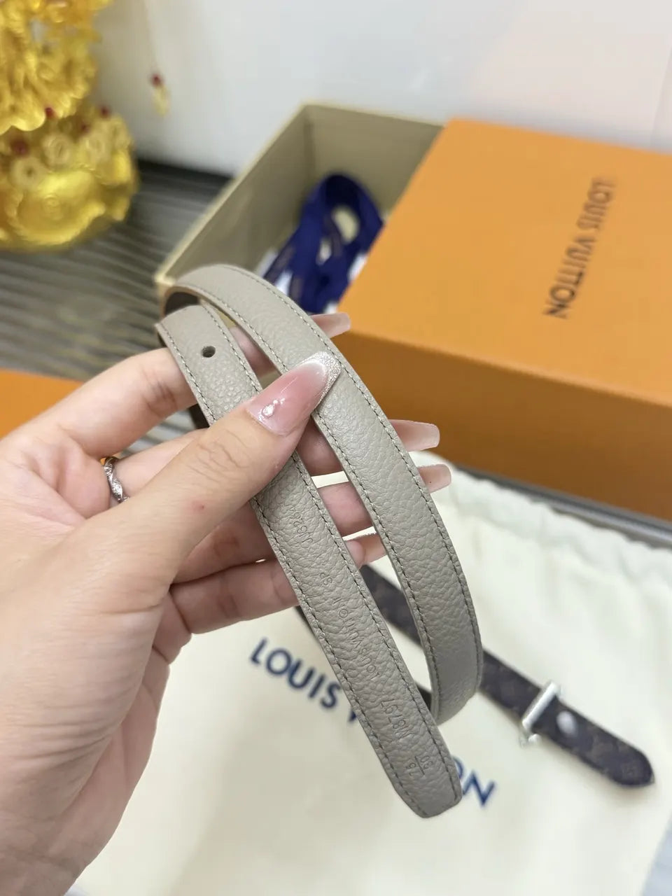 Louis Vuitton Mini Flowergram Taupe Belt