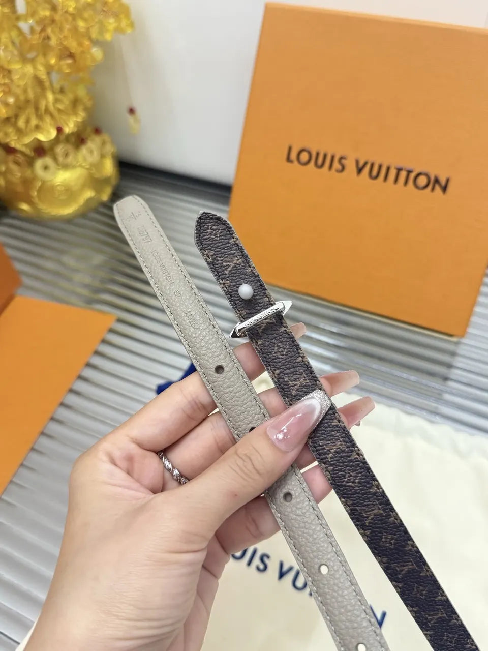 Louis Vuitton Mini Flowergram Taupe Belt - Hình 6