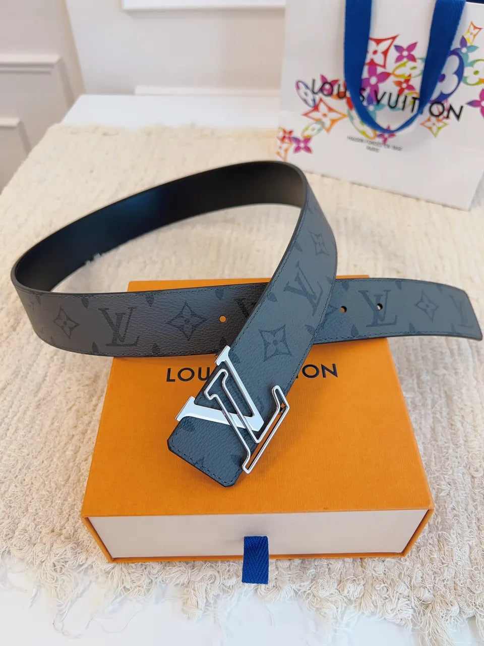 Louis Vuitton Blue Monogram Shadow Belt - Hình 6