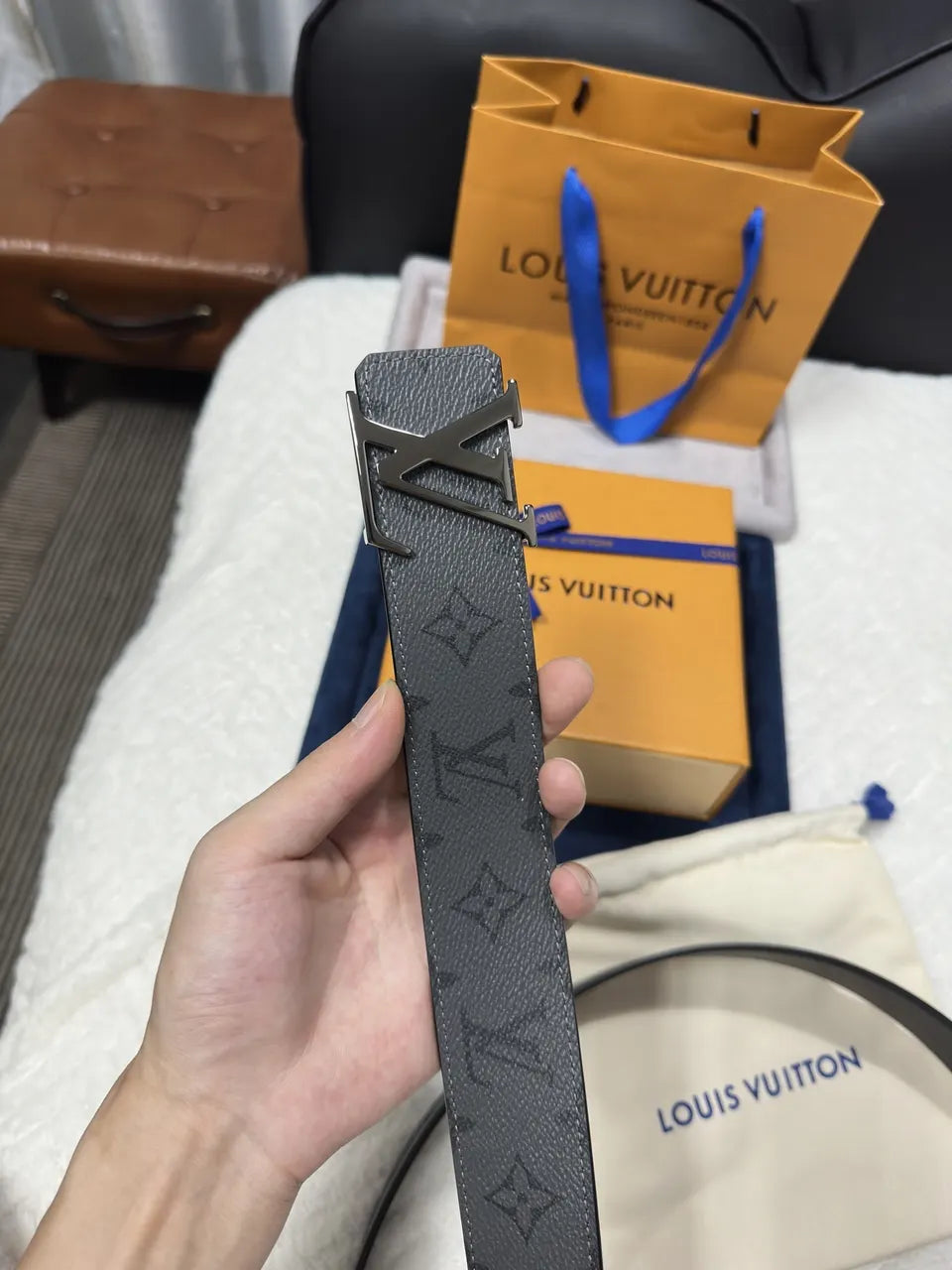 Louis Vuitton Gray Monogram Leather Belt - Hình 4