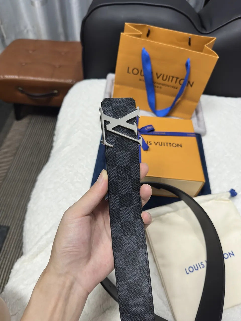 LV Damier Infini Leather Belt - Hình 5