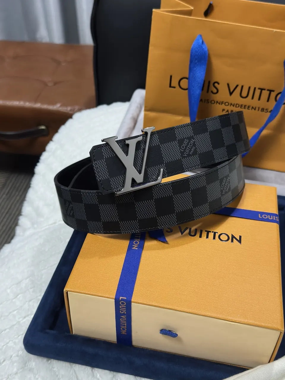 silver buckle Louis Vuitton Damier Infini Belt
