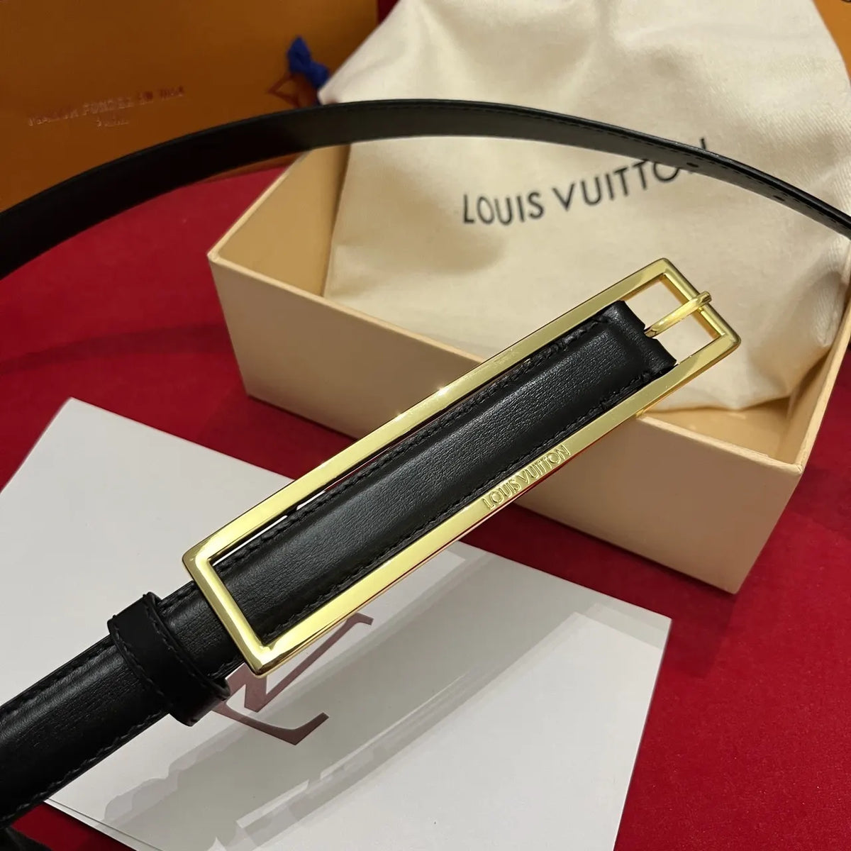 black leather Louis Vuitton Gold Buckle Belt - Hình 10