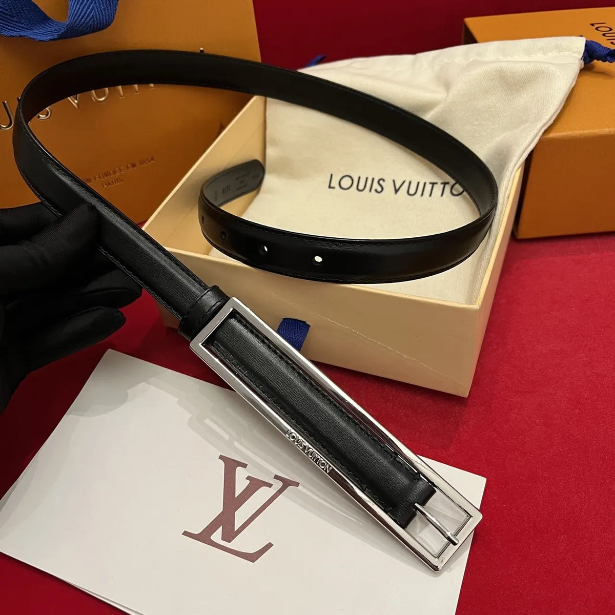 Louis Vuitton Rectangular Buckle Black Leather Belt - Hình 9