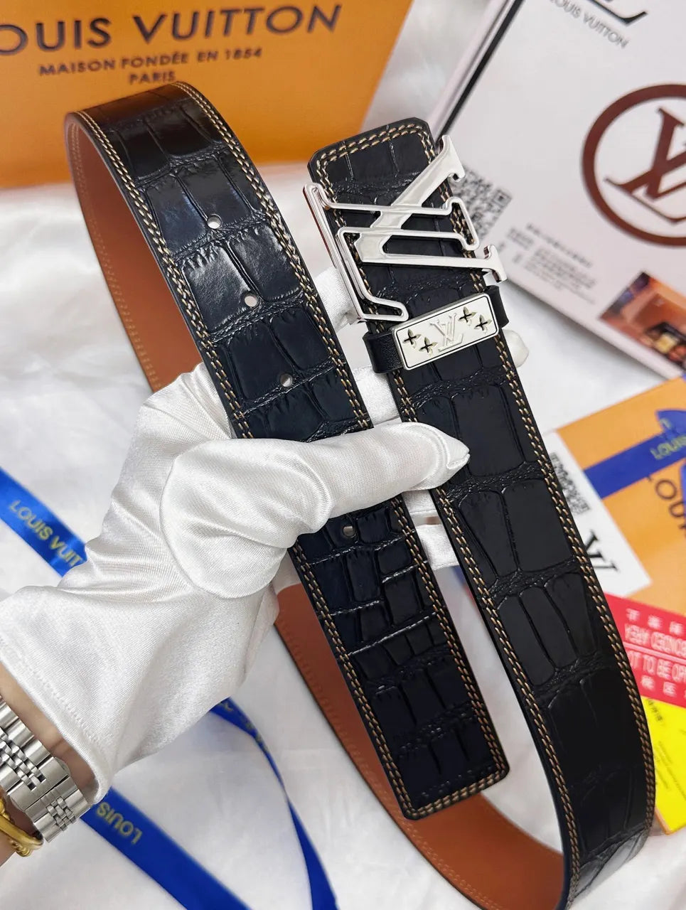 black Louis Vuitton Alligator Belt - Hình 4