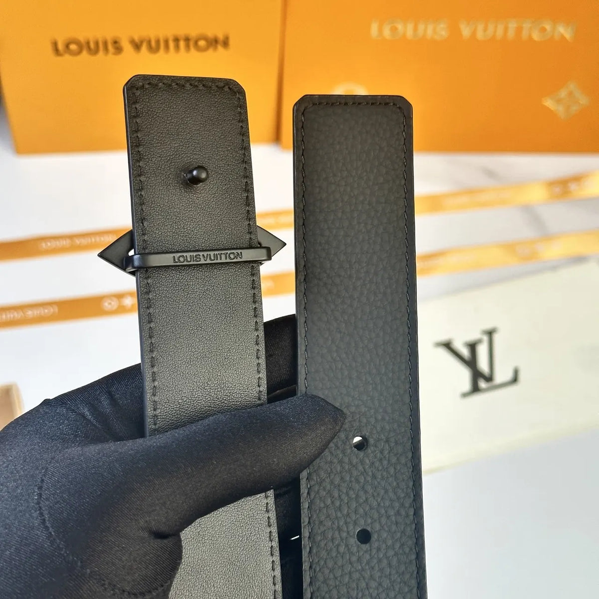 Louis Vuitton Black Flower Buckle Belt - Hình 7