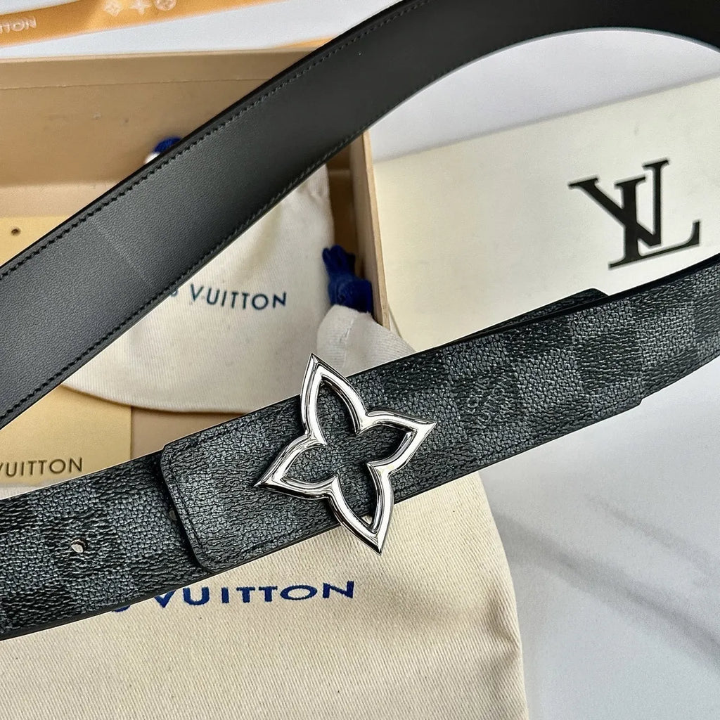 silver flower Louis Vuitton Damier Infini Belt - Hình 4