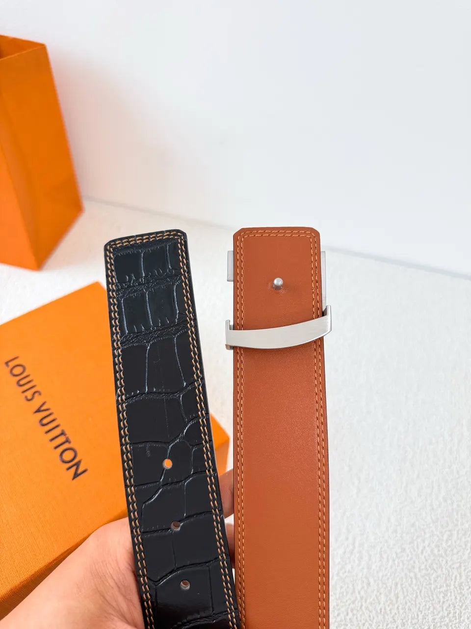 Louis Vuitton Alligator Belt - Hình 6
