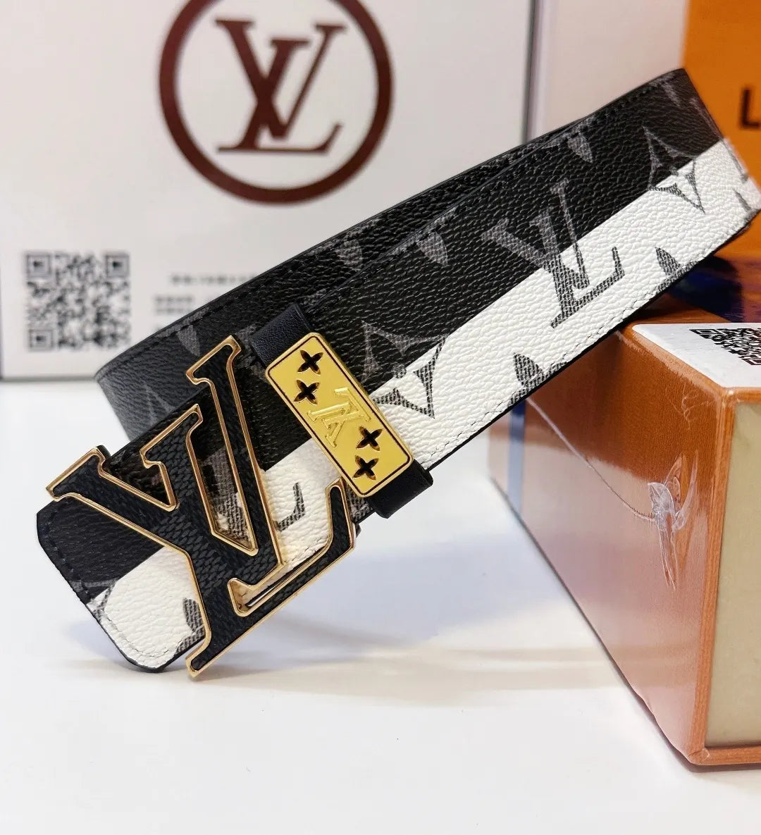 Louis Vuitton Black/White Monogram Belt - Hình 3