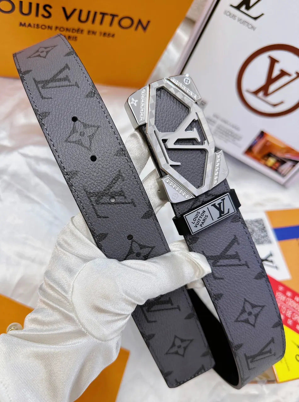 Louis Vuitton Diamond Buckle Belt - Hình 5