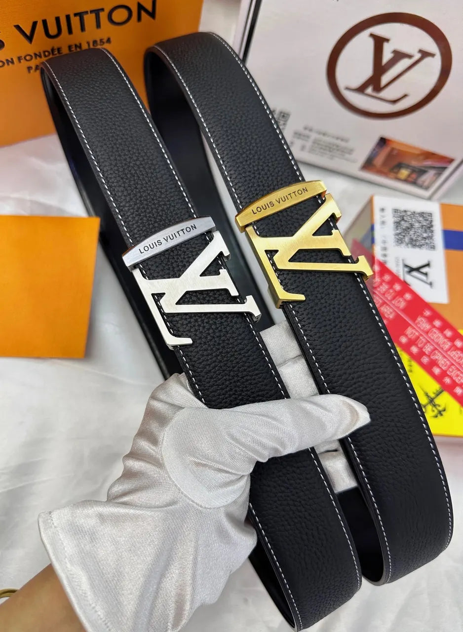 black Louis Vuitton LV Initiales Belt