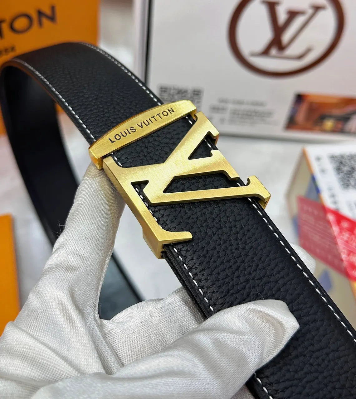 black Louis Vuitton LV Initiales Belt - Hình 8
