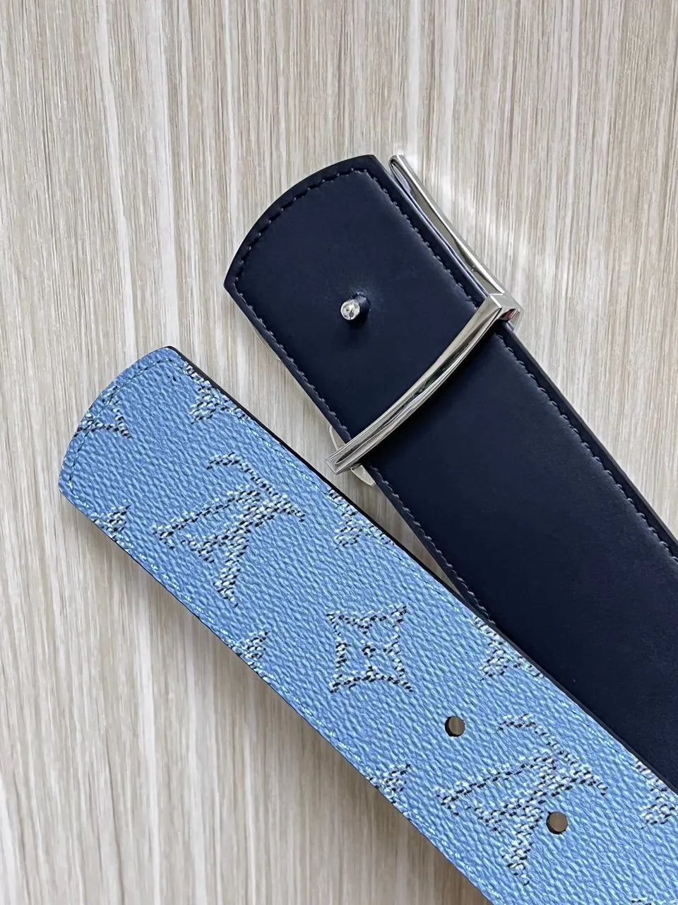 Louis Vuitton Sky Blue Belt - Hình 4