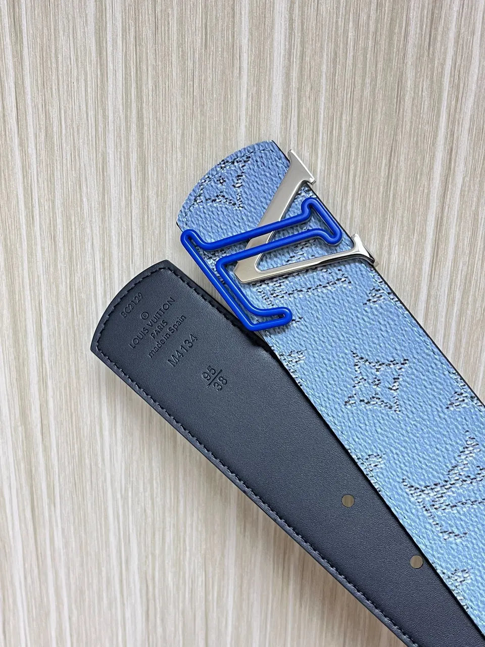 Louis Vuitton Sky Blue Monogram Belt - Hình 3