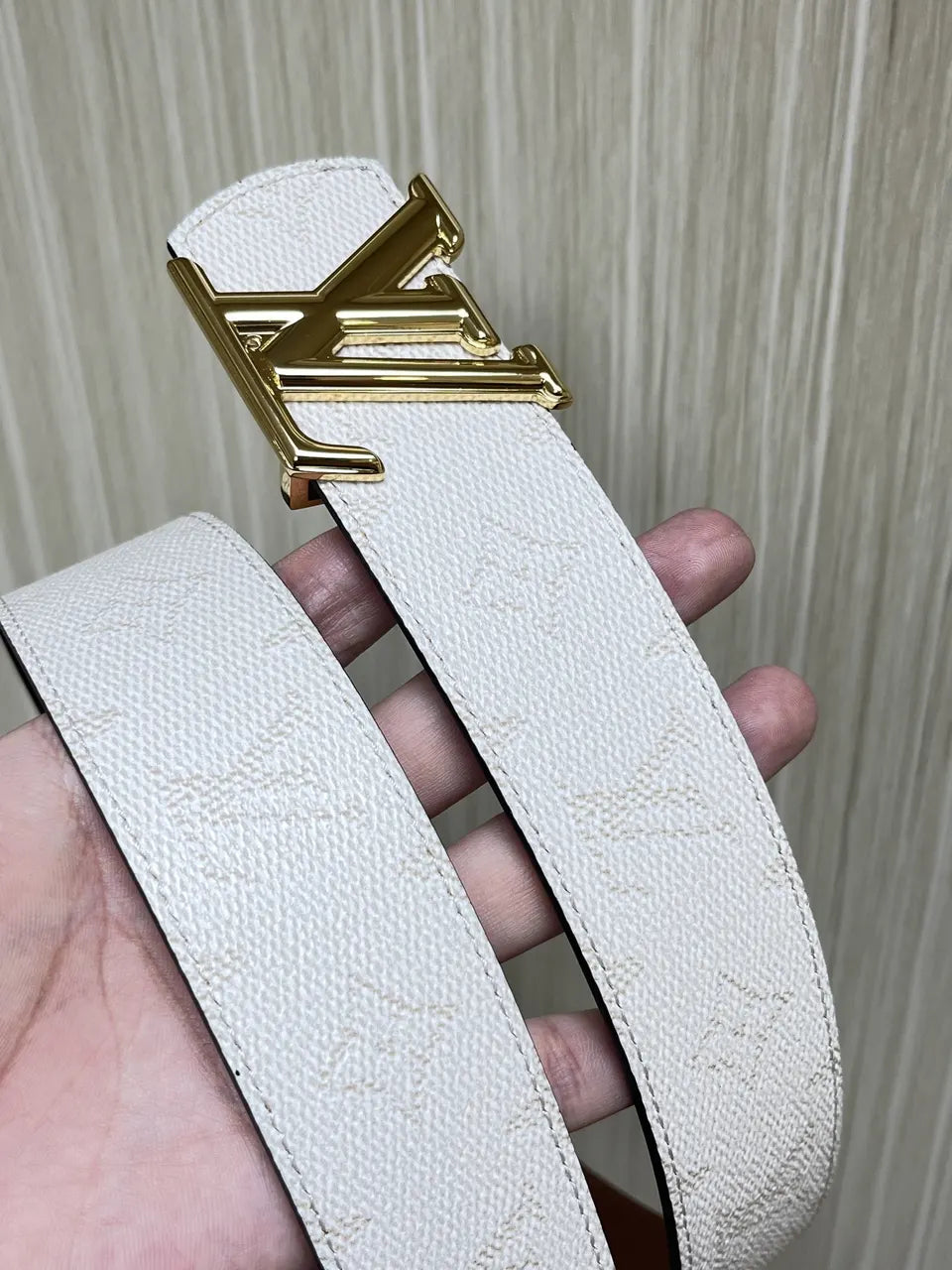 coated Louis Vuitton White Monogram Belt - Hình 2
