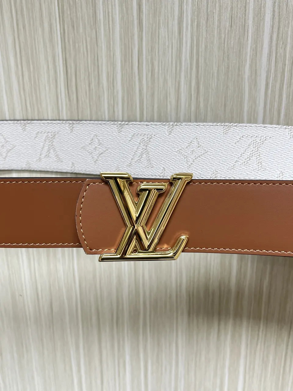 coated Louis Vuitton White Monogram Belt - Hình 6