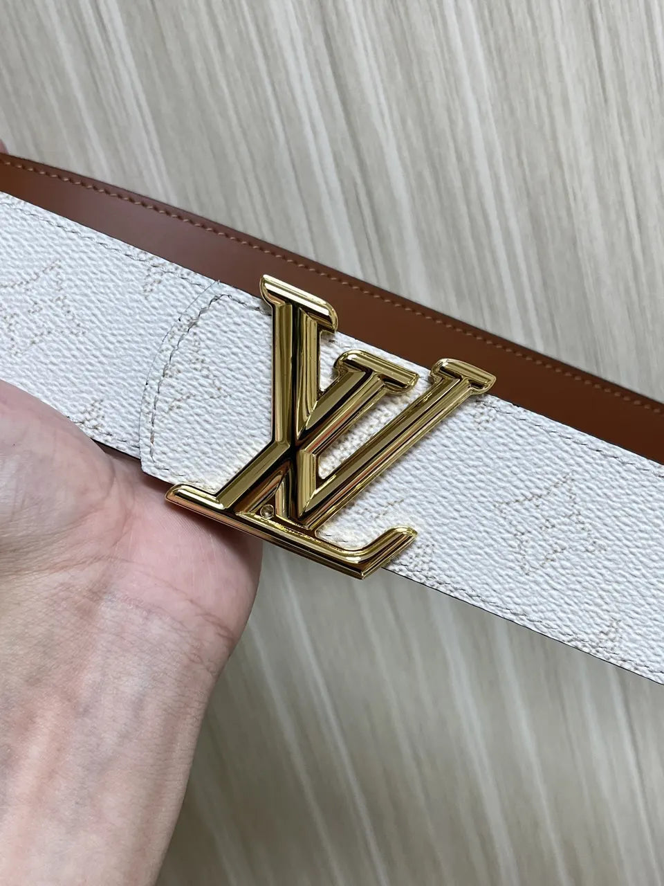 coated Louis Vuitton White Monogram Belt - Hình 7